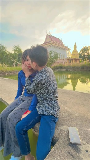 Too Sweet to Handle 🥰💖 | Lovely Couple Vibes #SoSweet#SoLovely#SweetLove#CuteCouple#LovelyMoments