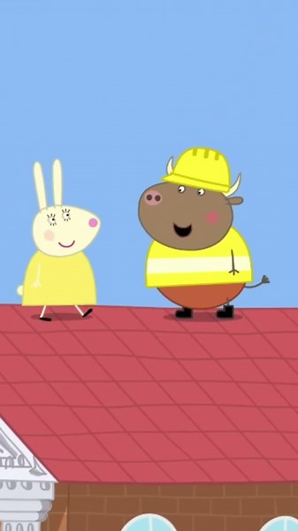 Miss Rabbit Rescues Mr. Bull! 🐰💪 #peppapig #shorts