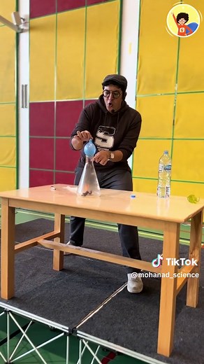 Mohanad Science show in Qatar 🇶🇦 Entertain, educate, fascinate Book Mohanad Now: 5559 1388