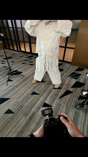 A few moments creating magic at @spookyempire with the one and only @teehupp ! I often think of photography in terms of musical improv, especially when you're just creating off the cuff. You've gotta be ready to capture the moment when you have a model like Thirl because he will deliver every single time! It was a pleasure as always, my friend. | One Note Photography