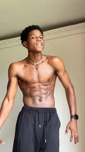 Loïc Adams on Instagram: "3.7 millions d’abonnés si Tiktok merci à vous 🤧❤️‍🔥🥲"