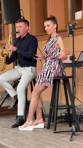 🛑 Live saxophone