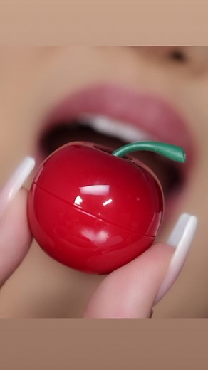 1.8M views · 93K reactions | pink glossy lips  #lipvideo #instamakeup #beauty #youtube #morphebrushes #explorepage #makeupartist #viral #lipstick #nyxcosmetics #makeupvideo #skkn #asmr #ulta #nofilter #wakeupandmakeup #glitter #makeup #hudabeauty #explore #makeuptutorial #tiktok #lipgloss #sephora #fentybeauty #satisfying #reels #rembeauty #rarebeauty | Ashley Rosales | Facebook