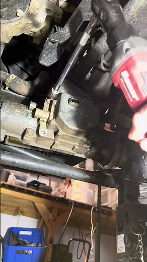 Jeep Wrangler JLU FAD - Front Axle Disconnect Explained #jeepwranglerjlu #mechanic #jeepwrangler