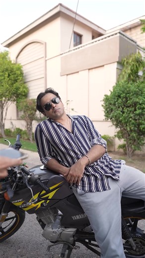 359K views · 1.1K reactions | Struggling to sell your bike for the right price?  Don't settle for cheap offers! He posted his bike ad on PakWheels and got amazing offers in no time!  Get the best deals for your bike. Fast, easy, and hassle-free. Post your ad on PakWheels today!  #PakWheels #SellYourBike #BestOffers #BikeSale #QuickDeals | PakWheels.com | Facebook