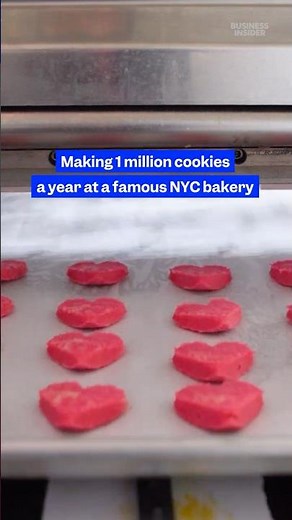 How one million #cookies are made each year at a famous #NYC bakery #dessert #bakery
