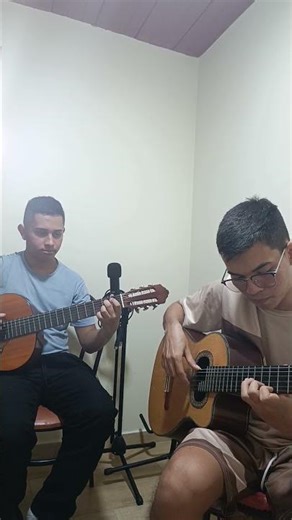 Recordando bellas canciones de los Voceros de Cristo #requinto #musicos #guitarra