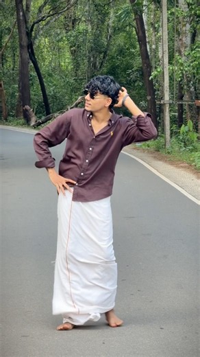 Requested one 🙈🤣🤍 #sravantk #shortvideo #dancevideo #vachidamma #reels #viarl