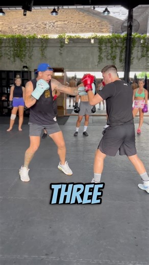 6.5K views · 205 reactions | Lateral shifting with the feet. Out isn’t the only way to move once you work your way inside. Developing angles is an important step of learning & understanding footwork. Can be done with Pivots, slips, rolls or even simple shifts like this one  . . . #boxingtraining #boxingclass #boxingworld #boxinggloves #boxingcoach #boxingtrainer #boxingfitness #boxingmotivation #boxingfans | Day One Martial Arts | Facebook