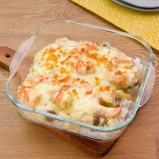 ホワイトソース缶で作る！ えびとしめじのクリームドリアのレシピ動画・作り方 | デリッシュキッチン