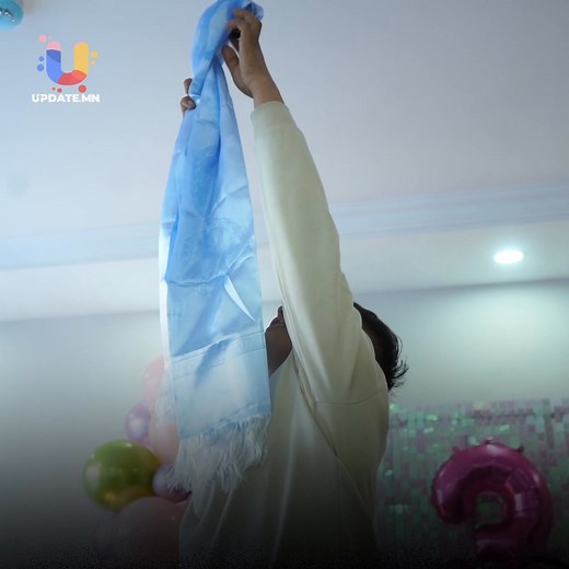 696K views · 31K reactions | Гурван ихэр охиноороо бүл нэмсэн Орхон...