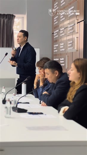 С.Асфендияров атындағы ҚазҰМУ on Instagram: "📌В КазНМУ прошел II Международный конгресс молодых ученых 📍12 декабря 2025 года в Казахском национальном медицинском университете имени С. Д. Асфендиярова состоялся II Международный конгресс молодых учёных, объединивший представителей Национальной академии наук РК, ведущих клиник и научных центров, а также экспертов и молодых исследователей из Казахстана, США, Европы и стран Азии. ✅Первый проректор КазНМУ Диляра Кайдарова отметила, что конгресс явля