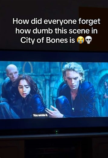 Like I didn’t even realize that it was a word the first time I watched it 😭 FULL PODCAST DISCUSSION ON THE CITY OF BONES FILM IS AVAILABLE ON OUR PATREON! ➰🖤🗡️✨ 🏷️ #cityofbones #lilycollins #jamiecampbellbower #themortalinstruments #shadowhunters