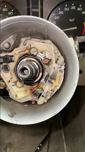Early 79 corvette turn signal replacement no left detent bad