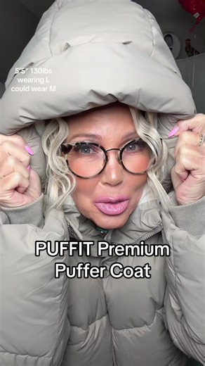 PUFFIT WarmCore Premium Puffer Coat with Removable Hood & Optional Faux Fur Linging #coat #pufferjacket #puffercoat #wintercoat #womenscoats