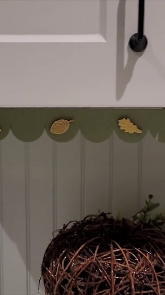 She hated her old kitchen cabinets - see her $14 transformation!