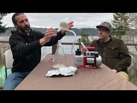 The Büchner Funnel Hash Drying Technique in Detail with Tyler Markwart