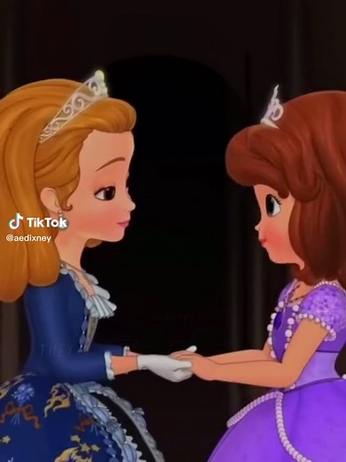 Amber's Unwavering Love for Sofia | Friendship Moments