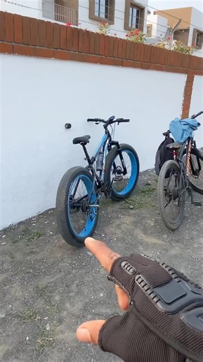 Wheelie Stunt in Fat Bike🥵#cycle #cyclestunt #cycling #fatbike #fat #shorts #shortvideo #shortsfeed