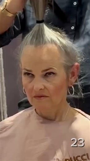 At first, it seemed like the haircut wasn’t really to her liking, but then everything changed… | Watch it