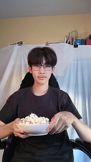 I didn't sign up to be scared by the other mother trailer #othermother #jumpscare #popcorn #odyssey #trailer