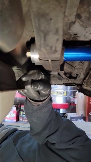 Rear Shackles Bushing Install- Global West - Shorts #automobile