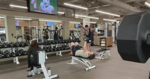 Walnut Creek gym members share New Year's 2025 resolutions