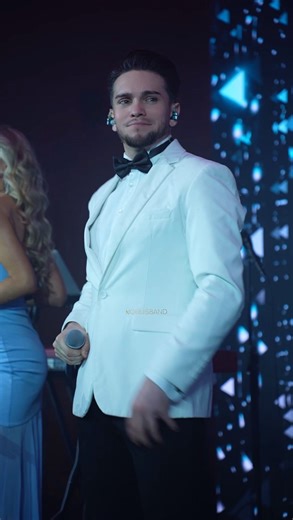 Кавер Группа MODUSBAND on Instagram: "The Best Italian Songs of all Times!🇮🇹🇮🇹🇮🇹Un’altra te - Eros Ramazzoti (cover by MODUSBAND) __________ Planner: @r_events_ru Location: @lottehotel_moscow ________________ • Luxury Entertainment • Wedding Entertainment • Corporate Event Entertainment • Wedding Band • Music for Events • Кавер на Итальянском • Кавер группа • ____________ +7 922 777-79-87 - Дарья (менеджер группы) +7 967 106-03-53 - Юрий (руководитель группы) (WhatsApp/telegram) ________ #