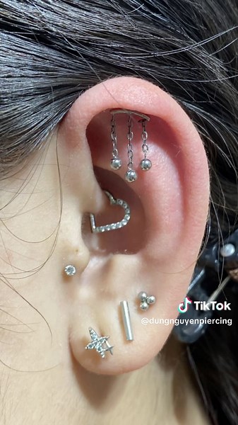 DungNguyen Xỏ Khuyên trên TikTok