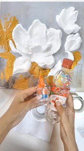 Aprende a pintar a través del Arte Texturado 🎨Curso Online Arte Texturado🎨 🖌️ Qué vas a aprender? ✓ A preparar tu propia pasta texturizada ✓ A dibujar y plantear el diseño sobre el bastidor ✓ A pintar en luces y sombras ✓ A dominar la pasta texturizada a través del uso de espátulas. ✓ A pintar con técnicas de pinturas acrílicas ✓ A aplicar adecuadamente láminas metálicas ✓ A barnizar correctamente tus pinturas 🖌️ Inscripción https://yolanda-peralta.tiendup.com/curso/curso-online-flores-de-li