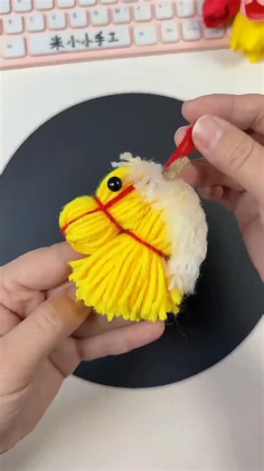 Paper Art Creation on Instagram: "Who knew a little yellow yarn and some creativity could bring this desert friend to life? 🐫✨ This DIY yarn camel is the perfect weekend project—cute, cozy, and absolutely no sand required! 🧶🌵 Whether it's "Hump Day" or just any day you need a bit of handmade magic, this little guy is ready to join your collection. 🏜️💛 Follow @crafty___vibess #DIYCrafts #YarnArt #CamelCraft #HandmadeWithLove #CreativeProjects YarnMagic DesertVibes CuteCrafts FiberArt DIYTuto