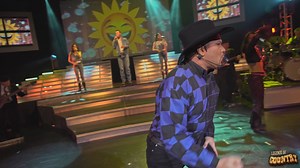 He "ain't going down 'til the sun comes up"! Legends of Country Show TODAY at 3pm featuring Clint Nievar as Garth Brooks, along with tributes to Johnny Cash, Patsy Cline, Carrie Underwood, Kenny Chesney and Elvis/Melvis! Legends in Concert TONIGHT at 8pm! | Legends in Concert Branson