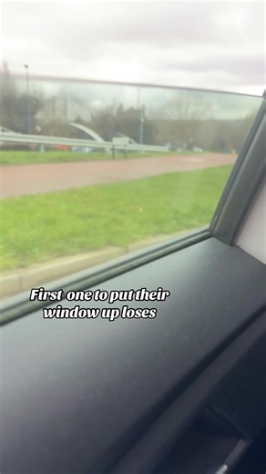 Funniest thing ever🤣 @Loz #funny #foryoupage #car #trend #viral