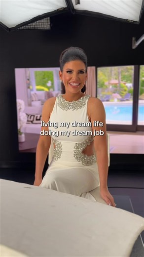 Living My Dream Life: Doing My Dream Job - Inspiration & Tips
