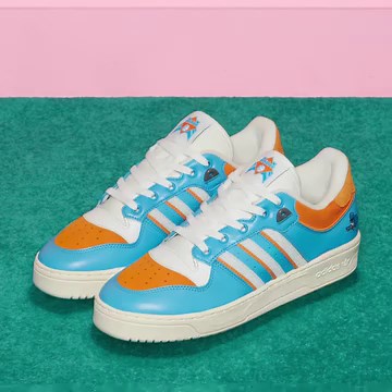 The stars of the Itchy & Scratchy show join the adidas x Simpsons party 🎉🪩 A three-part drop to celebrate Springfield’s most infamous rivals; Itchy, Scratchy and Poochie. Cop the drop: www.adidas.com.sg/search?q=simpson #adidasSG | adidas