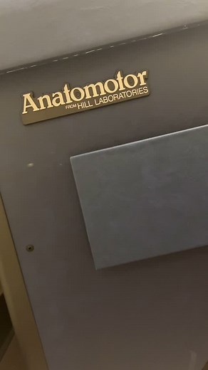 Next up on our equipment showcase is the Anatomotor Roller & Traction Table. This beautiful machine induces muscle relaxation, breaks down adhesions, and increases circulation, lymphatic flow, and spinal mobility. We are thrilled to provide this incredible piece of machinery to our clients, and we’re sure your spine will be just as happy as we are. Schedule your evaluation today and see if our Anatomotor Roller & Tranction Table will help you on your road to recovery. Give us a call at 📞 817-37