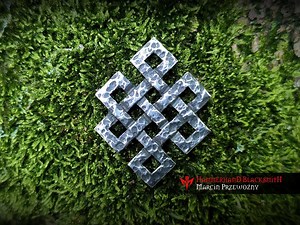 Forged Medieval Celtic Knot Necklace / Dara Knot - Etsy