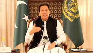 The Prime Minister’s Corona Relief Fund will be providing financial aid to the deserving citizens facing financial crisis due to #COVID19. ‬ ‪Additionally, lockdown is being eased to ensure that people resume their businesses & work to earn livelihood | Prime Minister's Office of Pakistan