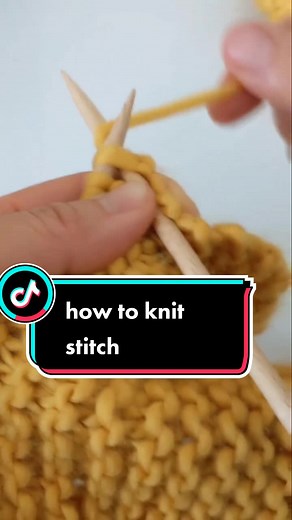 Beginner's Guide to the Knit Stitch for Scarves