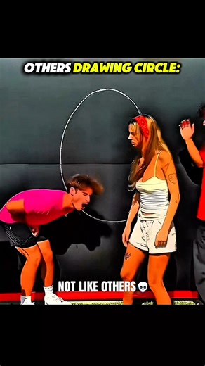 Others Drawing Circles vs This One 💀 | Perfect Hand Control