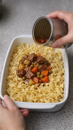 🍲 Easy Beef Stew Noodle Casserole