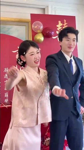 Cute Wedding Gesture Dance: Bride and Groom's Hilarious Toasting Moment