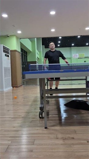 간만에 탁구연습 ㅡ클래스는 영원함 ㅡ도전 추천하고 성공한 분 댓글주세요 😀#탁구묘기도전#탁구회전#탁구스매싱#탁구공 통넣기#탁구노룩샷#중년의도전