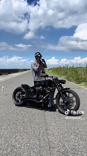 雨宮兄弟によるハーレー・ブレイクアウトカスタムバイクの魅力をご紹介！