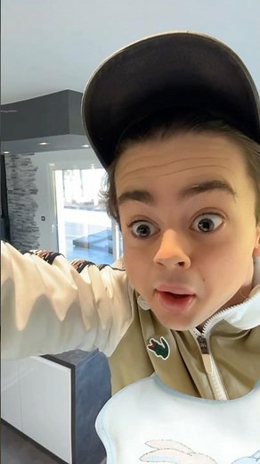 QUAND TU TOMBES AU SOL🥛🤣#humour #shorts