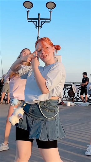 [K-POP IN PUBLIC] illit - lucky girl syndrome