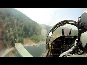 Amazing Extreme Low Flying F/A-18 Hornet