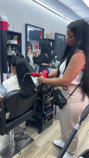 Dominican Style Hairstyles at D'YARIS SALON