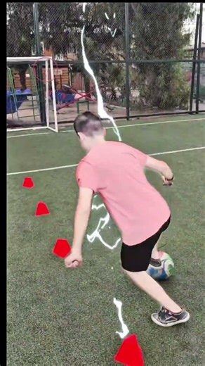 Dale al aro👟⚽️ #funny #futbol #juegos #parati #fyp