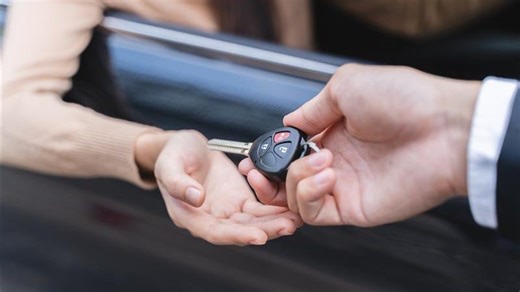 When should you sell or trade in your car? How to maximize your car's value